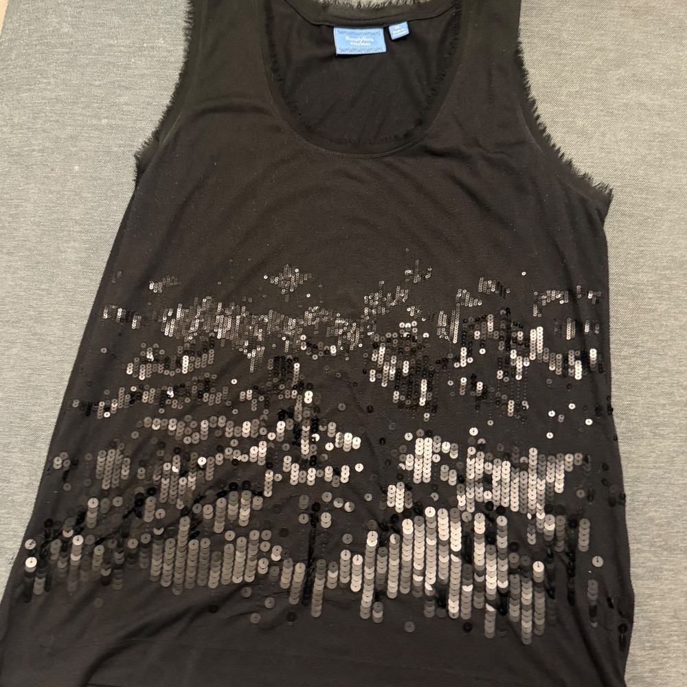Simply Vera Wang Black Sequin Tank Top XL Raw‎ Edge Fringe Scoop Neck Sleeveless